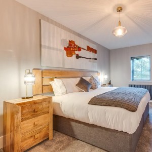 Light Dakota Bedroom